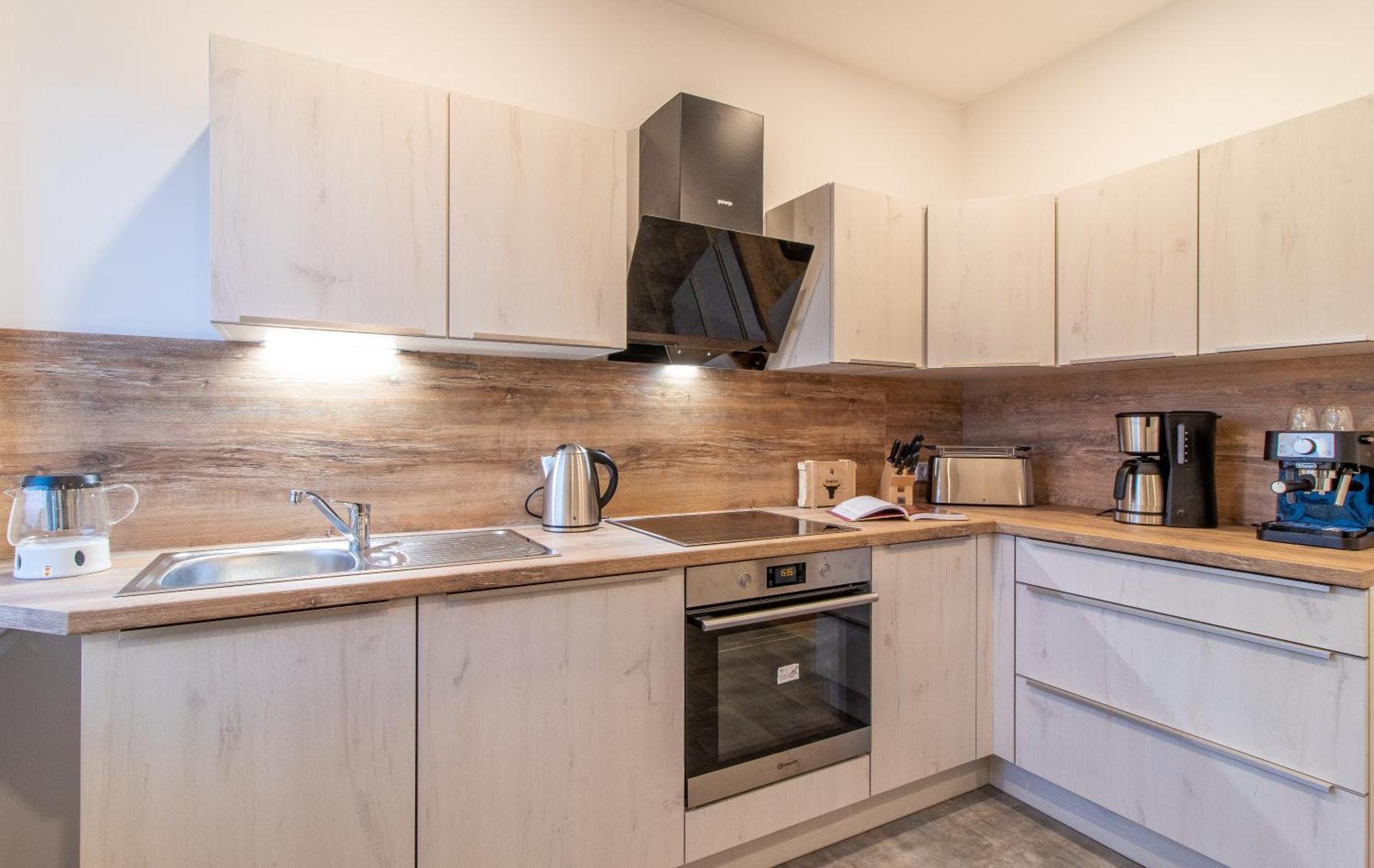 Stilvolles City-Apartment I Netflix I Wlan L Stellplatz I Zentral Schwarzenberg  Exterior foto
